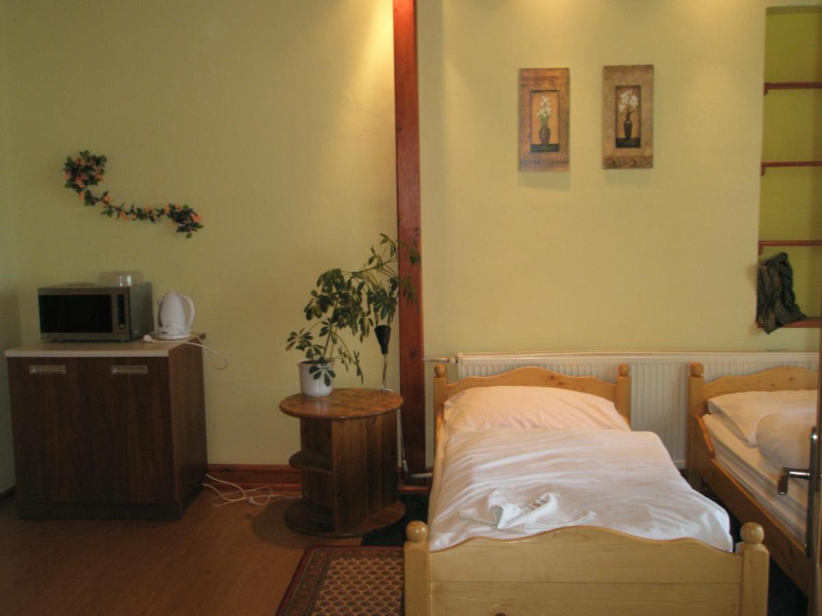 克苏尔膳食公寓酒店 Říčany 外观 照片